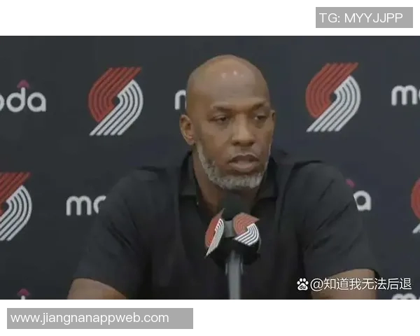 比卢普斯称赞瀚森成熟度相信他将克服紧张迎接难忘比赛 比卢普斯称赞瀚森成熟度相信他将克服紧张迎接难忘比赛