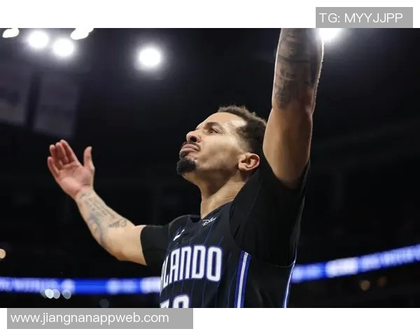 科尔安东尼盛赞字母特纳为顶尖前场球员掩护体验如同神仙般完美 科尔安东尼盛赞字母特纳为顶尖前场球员掩护体验如同神仙般完美