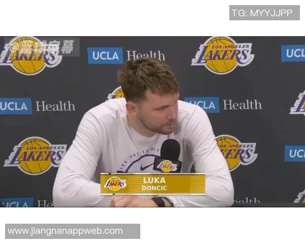 二人组得分榜揭晓东契奇与里夫斯强势领跑SGA与切特紧随其后 二人组得分榜揭晓东契奇与里夫斯强势领跑SGA与切特紧随其后