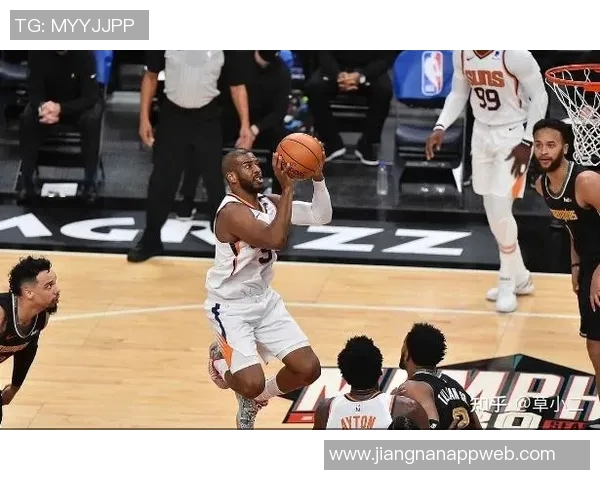 乔治状态低迷出战20分钟仅得10分三分球五投皆失表现令人失望